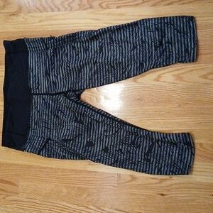Lululemon leggings_gray